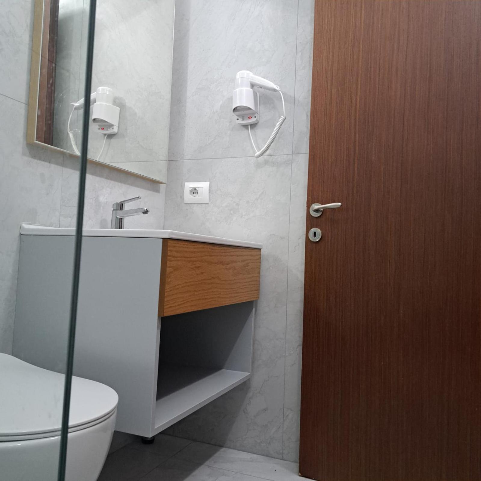 Alvi 3* Sarandë