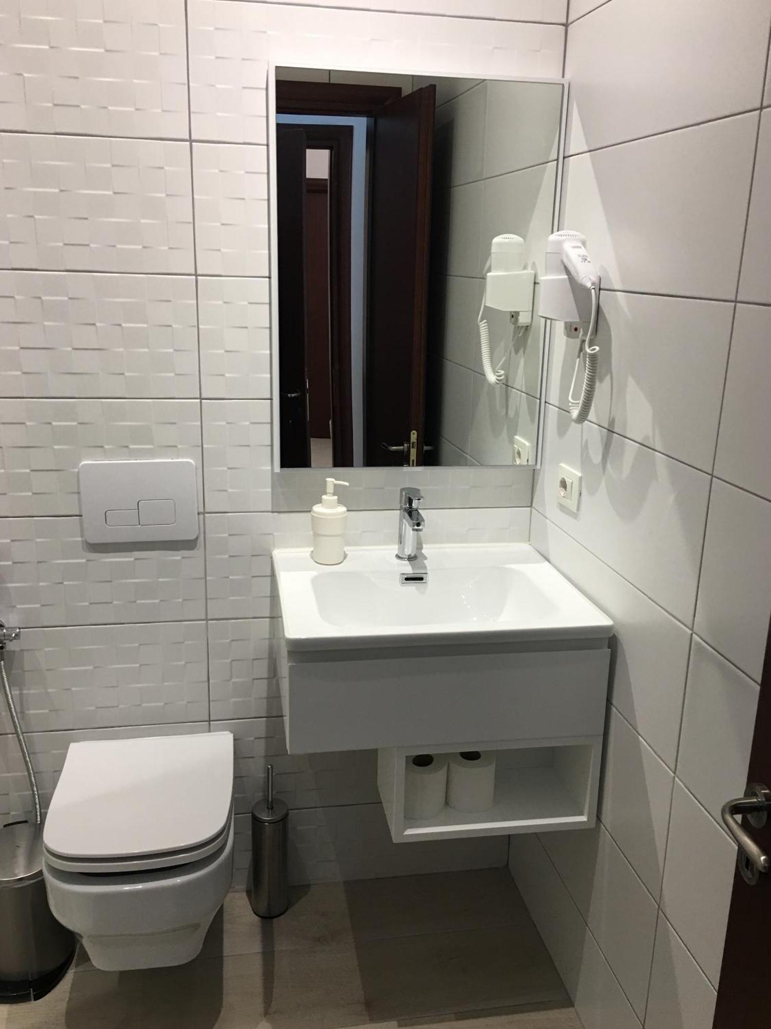 Hotel Alvi 3*