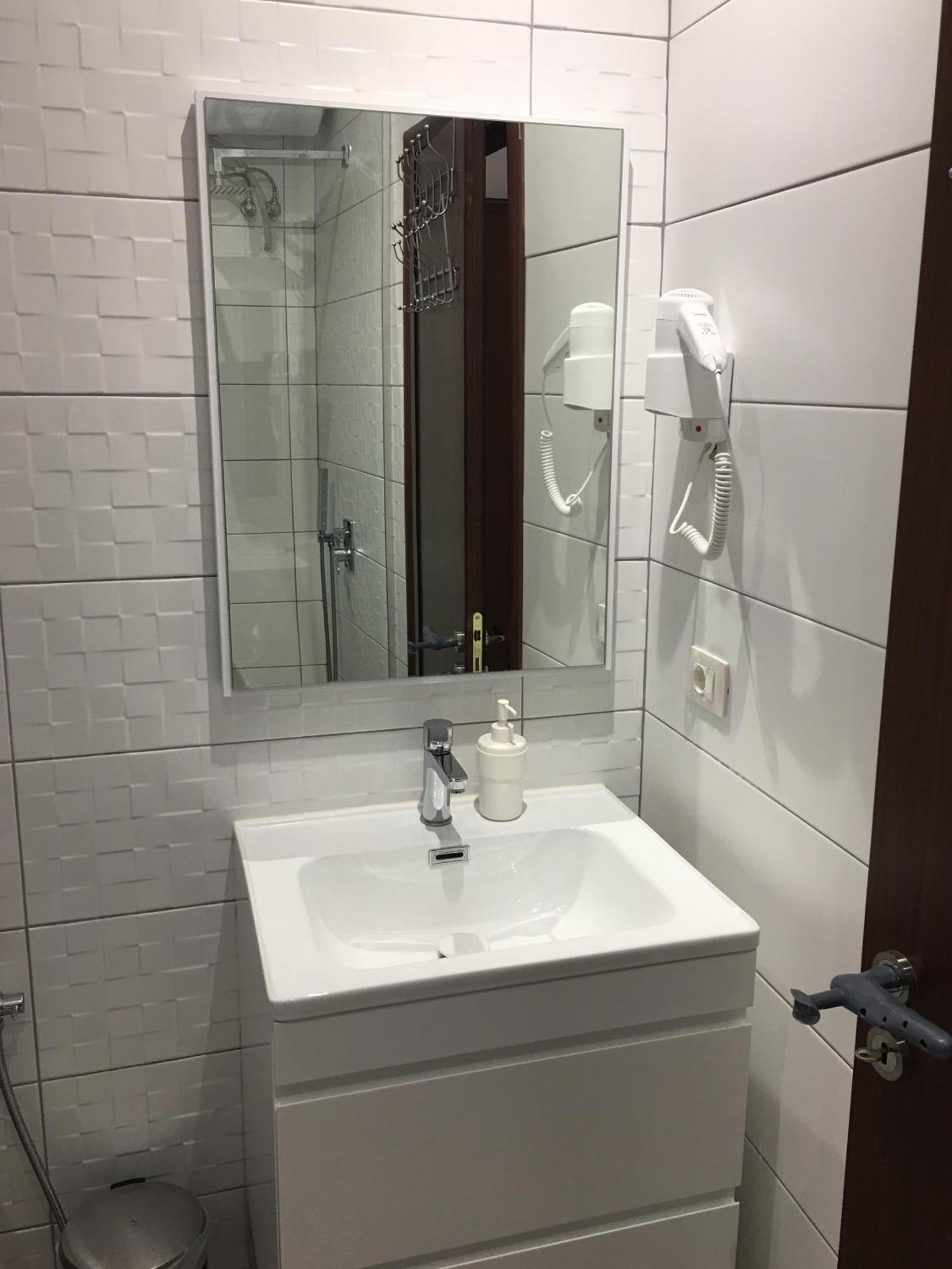Alvi Hotel Sarandë